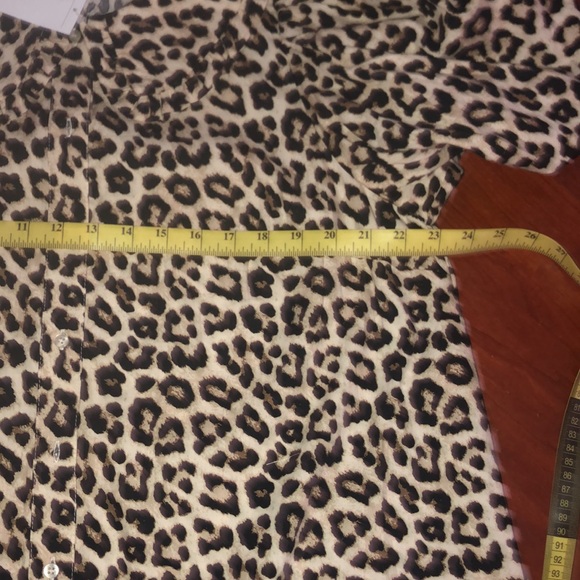 NWT H&M animal print dress w puffed sleeve and collared sz large - Picture 10 of 10